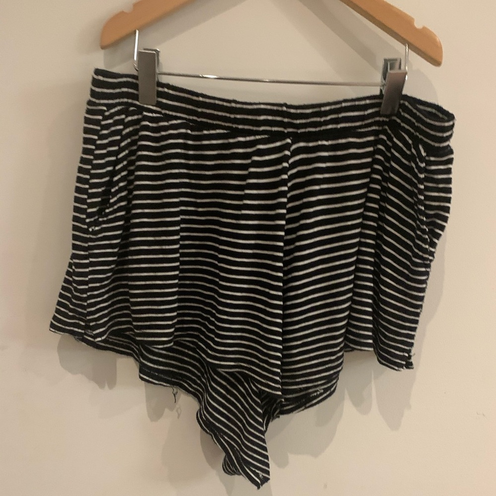 striped shorts